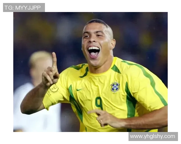 足球明星利马精彩瞬间照片分享展现其独特魅力与风采