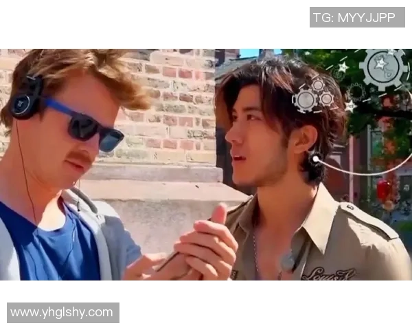 足球明星化身普通人街头游玩却被热情球迷一眼识破的趣事