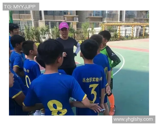 泸西足球热潮兴起青少年积极参与提升竞技水平与团队精神