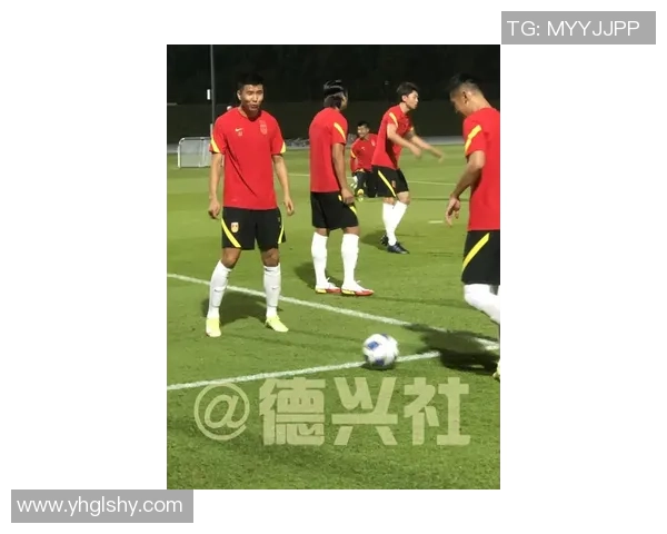 足球明星卢西诺的职业生涯与成就全景解析