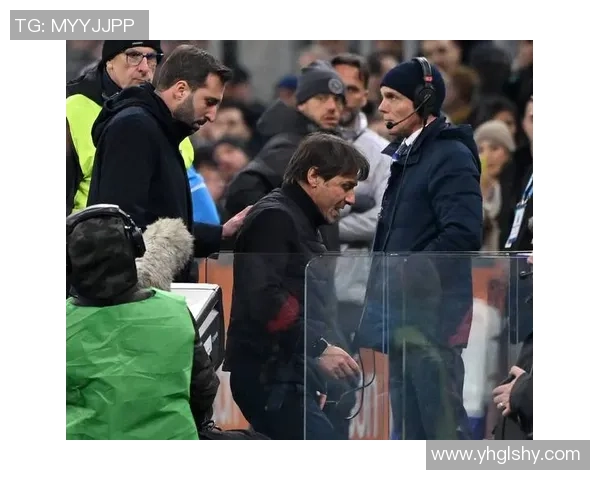 足球明星因场外冲突被拍到暴力打架视频引发热议与争议 足球明星因场外冲突被拍到暴力打架视频引发热议与争议