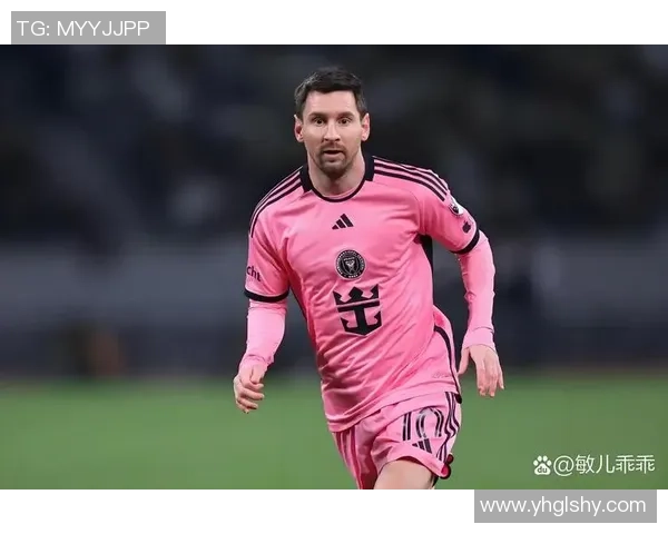 足球明星小辫子背后的故事与成就揭秘，探讨他如何影响足球界与年轻球员成长