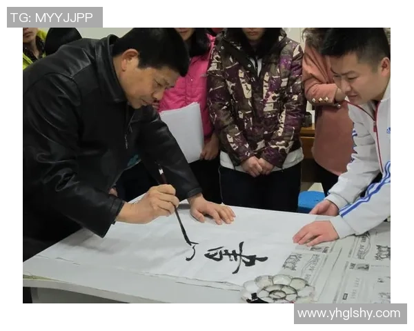 足球明星挥毫泼墨展才华书写人生书法与足球的完美结合之旅