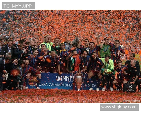 足球明星挂墙图片展示让你感受绿茵场上的激情与荣耀