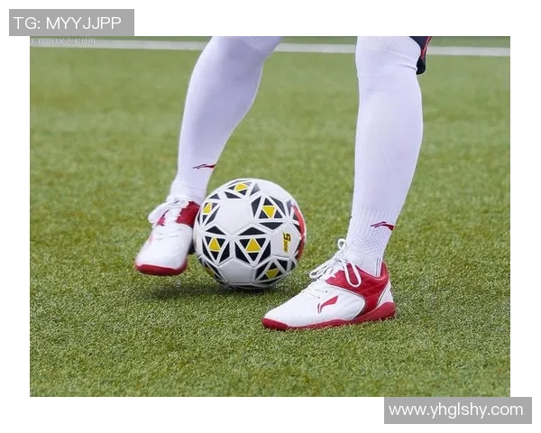 足球明星的鞋带绑法揭秘助你提升场上表现与风格